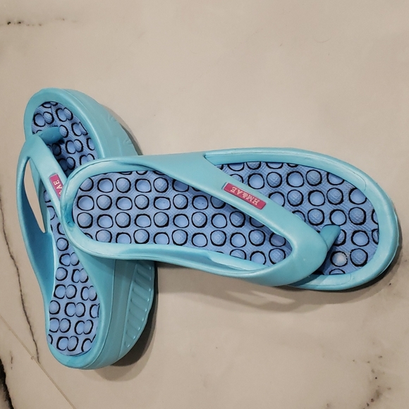 Rubber slepper - Picture 5 of 7